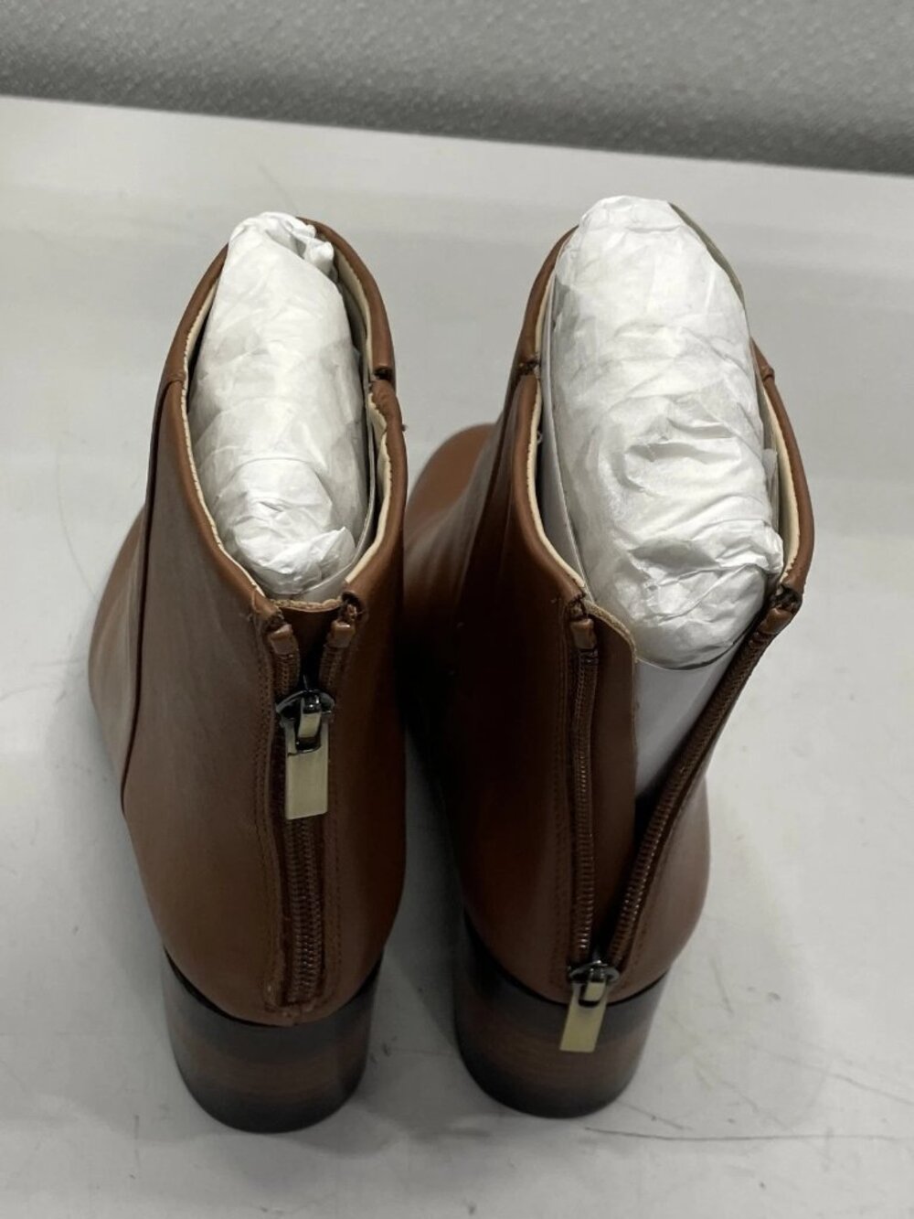 Abeo Plaza Back Zip Boot Dark Tan Women's Size 7 - Picture 3 of 4